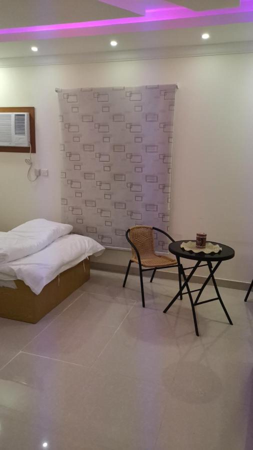 Al Shadi Apartments ヤンブー エクステリア 写真